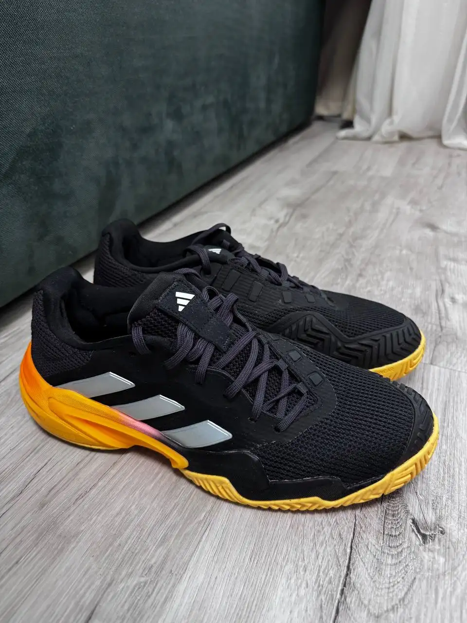 Продам кроссовки Adidas Barricade для тенниса и падела - Обувь (Одежда) в Казань