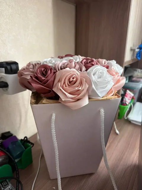 Броши из атласных лент - Барахолка в Казань