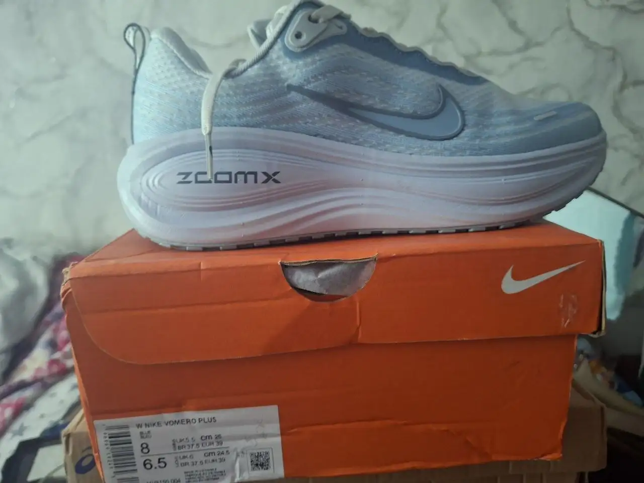 Продам кроссовки ASICS, Nike ZoomX, Nike Jordan - Барахолка в Казань