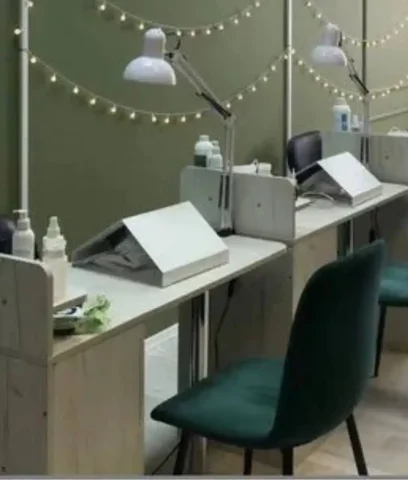 Продажа складных столов и пылесосов для маникюра - Барахолка в Казань