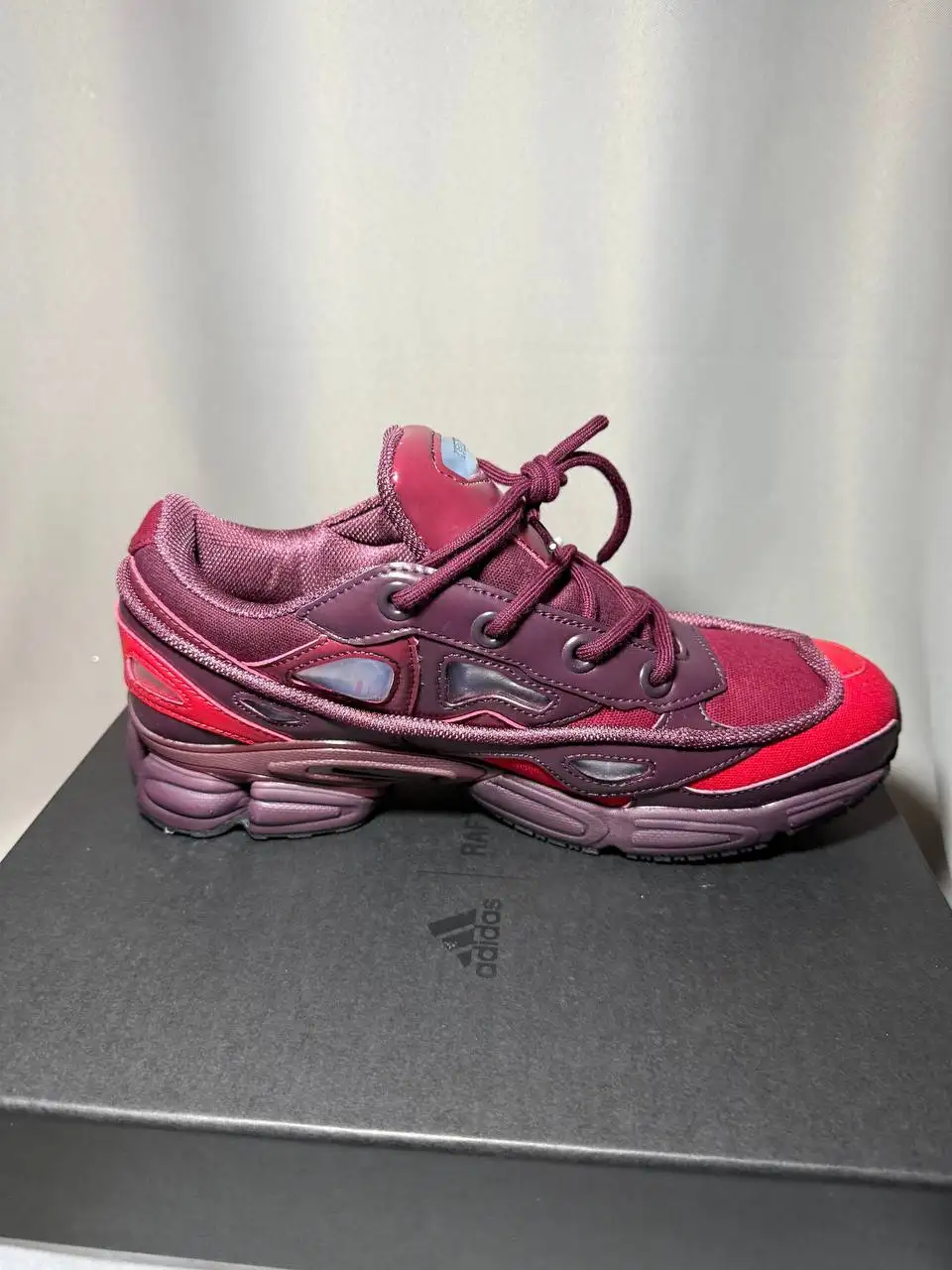 Продам кроссовки Raf Simon's Ozweego 3 - Обувь (Одежда) в Казань