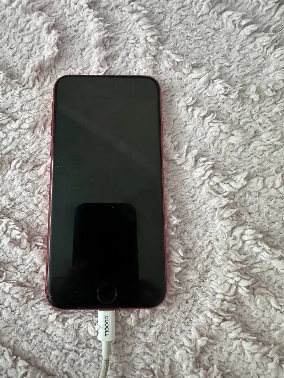 Продам iPhone SE 2022 с разбитым экраном - Мобильные телефоны (Электроника) в Казань