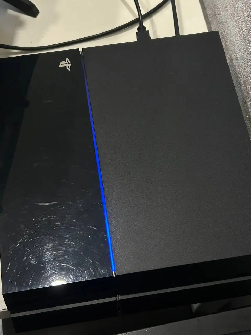 Продажа PS4 FAT 500 ГБ с играми и аксессуарами - Игровые приставки (Электроника) в Казань