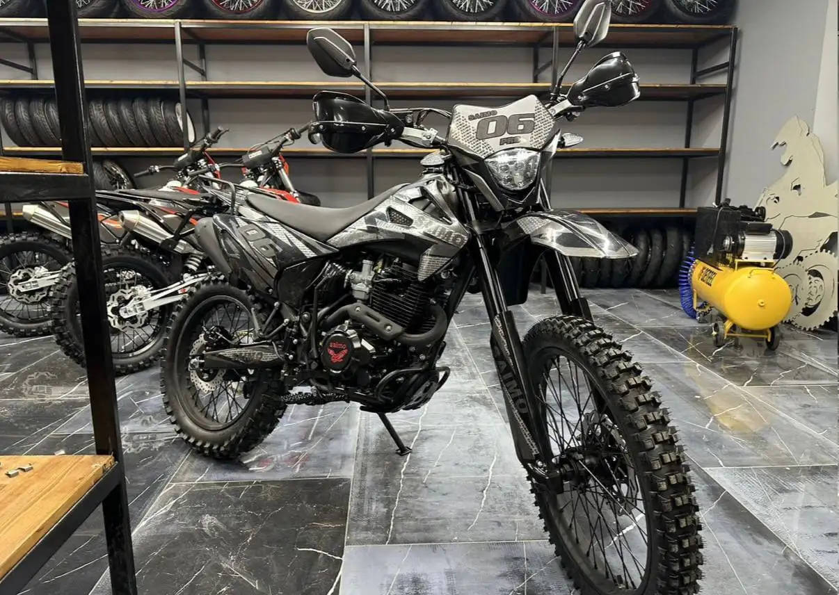 Продам новый эндуро Saimo 06 Pro 300 куб - Мотоциклы (Авто) в Елабуга