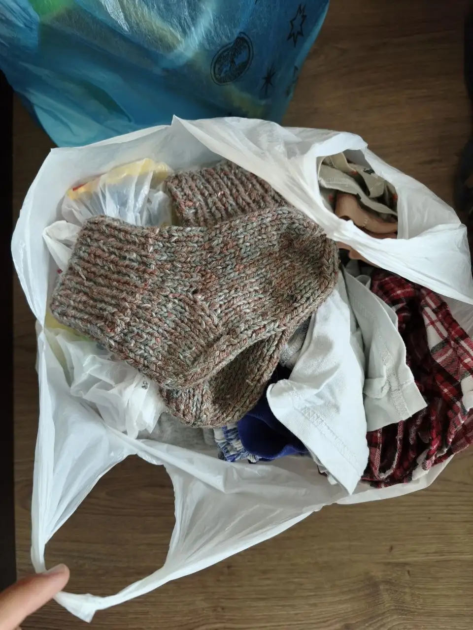 Отдам даром детские вещи на мальчика 3 лет - Детская одежда и обувь (Товары для детей) в Казань