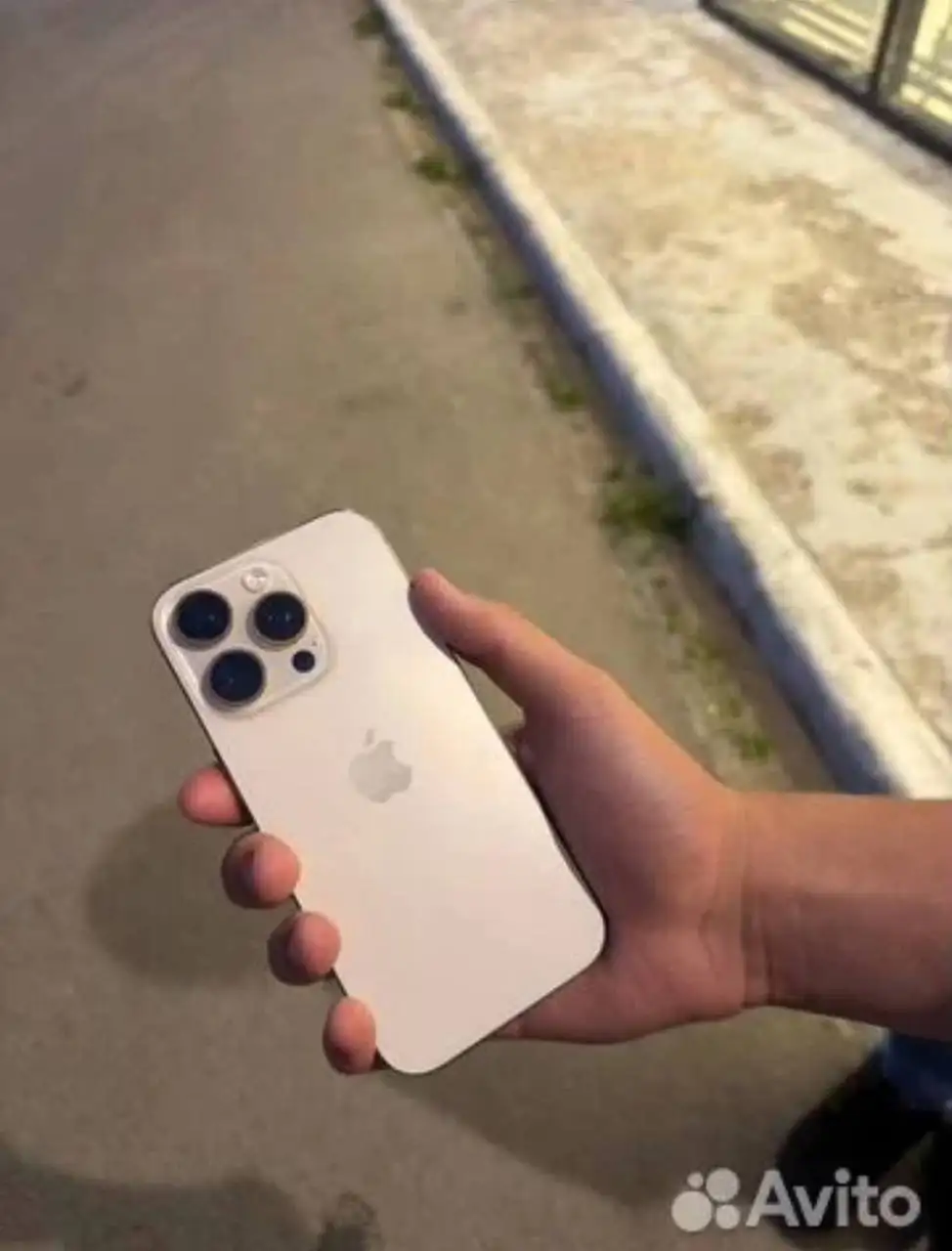 Продам iPhone 16 Pro 256GB - Смартфоны (Электроника) в Казань