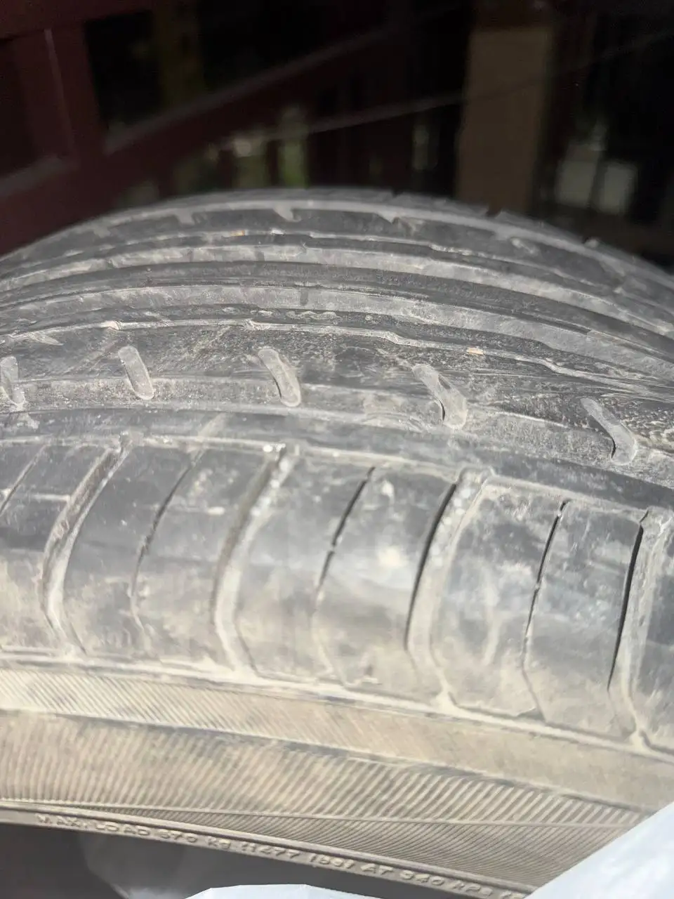 Продам зимнюю резину Yokohama BluEarth ES32 225/45 R17 - Шины (Авто) в Казань