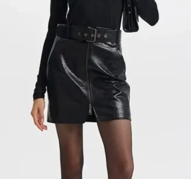 Продам новую юбку Love Republic, размер 40 - Детская одежда в Казань