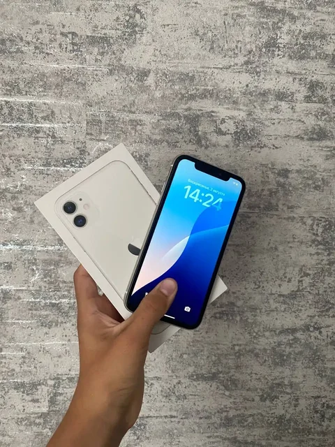 Айфон 11 64GB черный - Смартфоны и телефоны в Казань