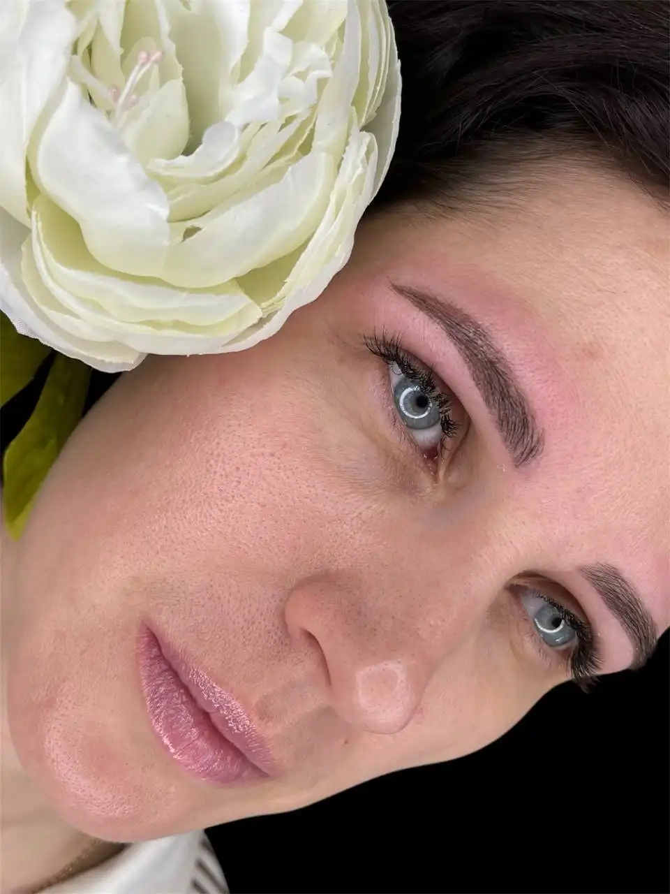 Процедура бровей в Тюмени - Красота и здоровье (Услуги) в Тюмень