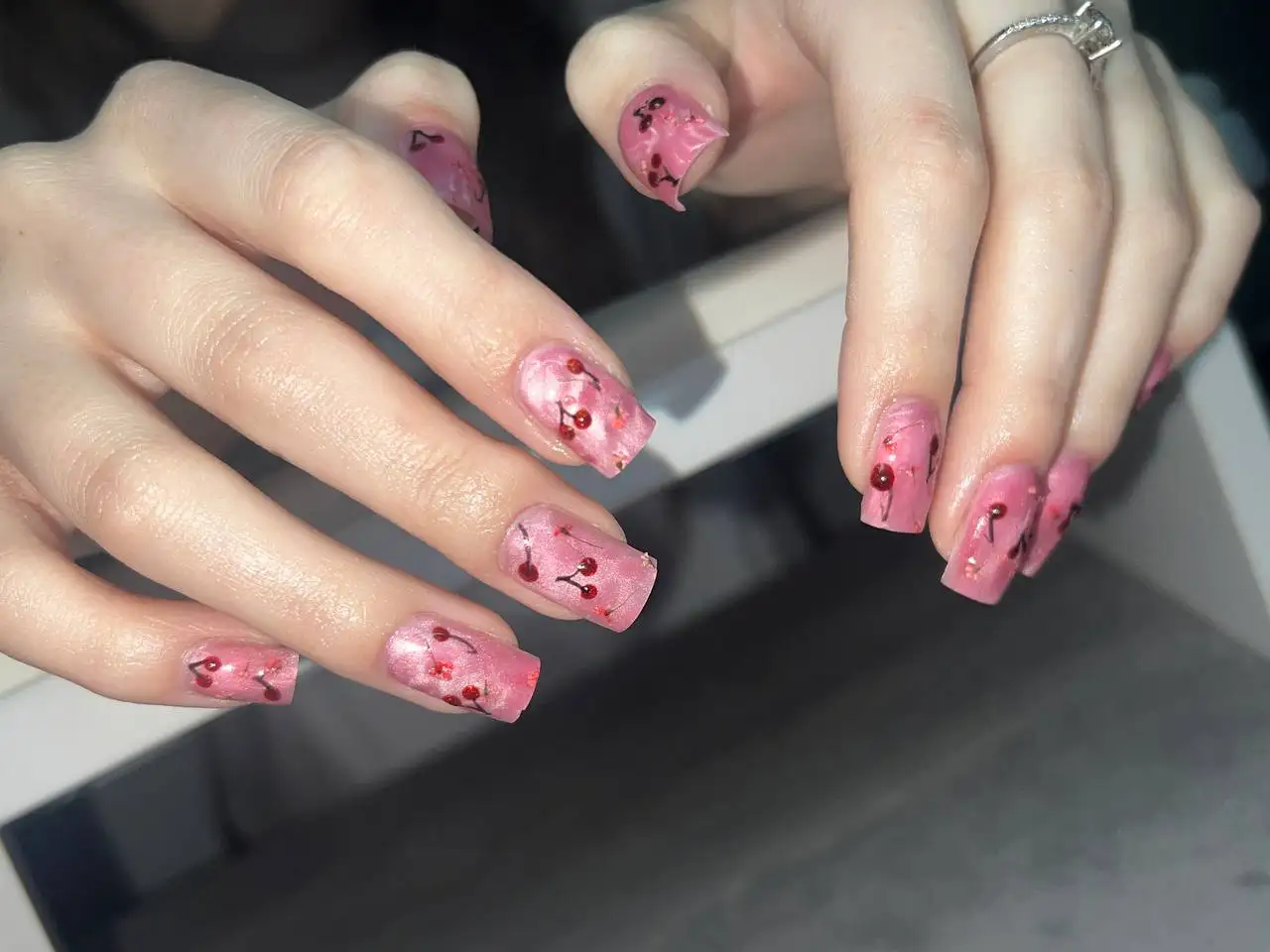 Услуги маникюра в Тюмени - Маникюр (Услуги) в Тюмень