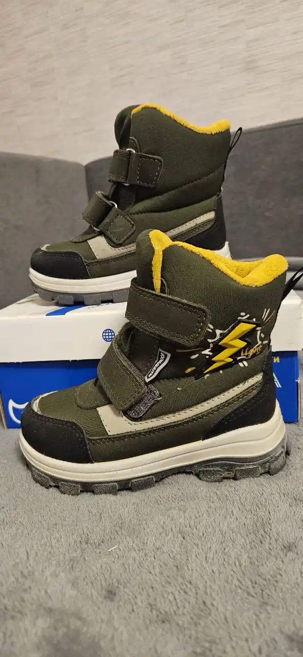 Продам зимние сапоги Котофей - Одежда в Владивосток