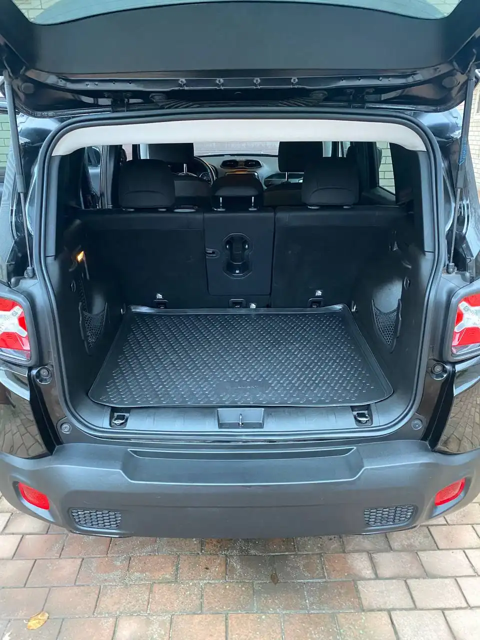 Продам Jeep Renegade 2019 года - Внедорожник (Авто) в Ялта