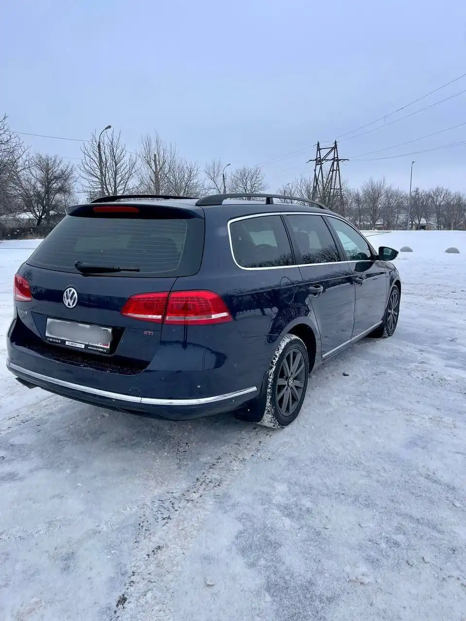 Volkswagen Passat B7 2012 года в отличном состоянии - Легковые автомобили (Авто) в Краснодон