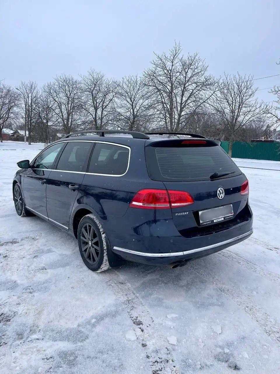 Volkswagen Passat B7 2012 года в отличном состоянии - Легковые автомобили (Авто) в Краснодон