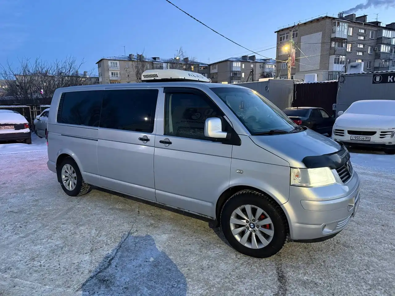 Продажа Volkswagen T5 2006 года с длинной базой, двигатель 1.9 TDI - Минивэны (Авто) в Волноваха
