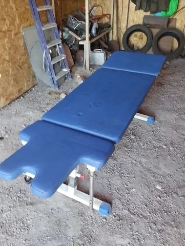 Массажный стол складной фирмы Vasil - частное объявление в Донецк