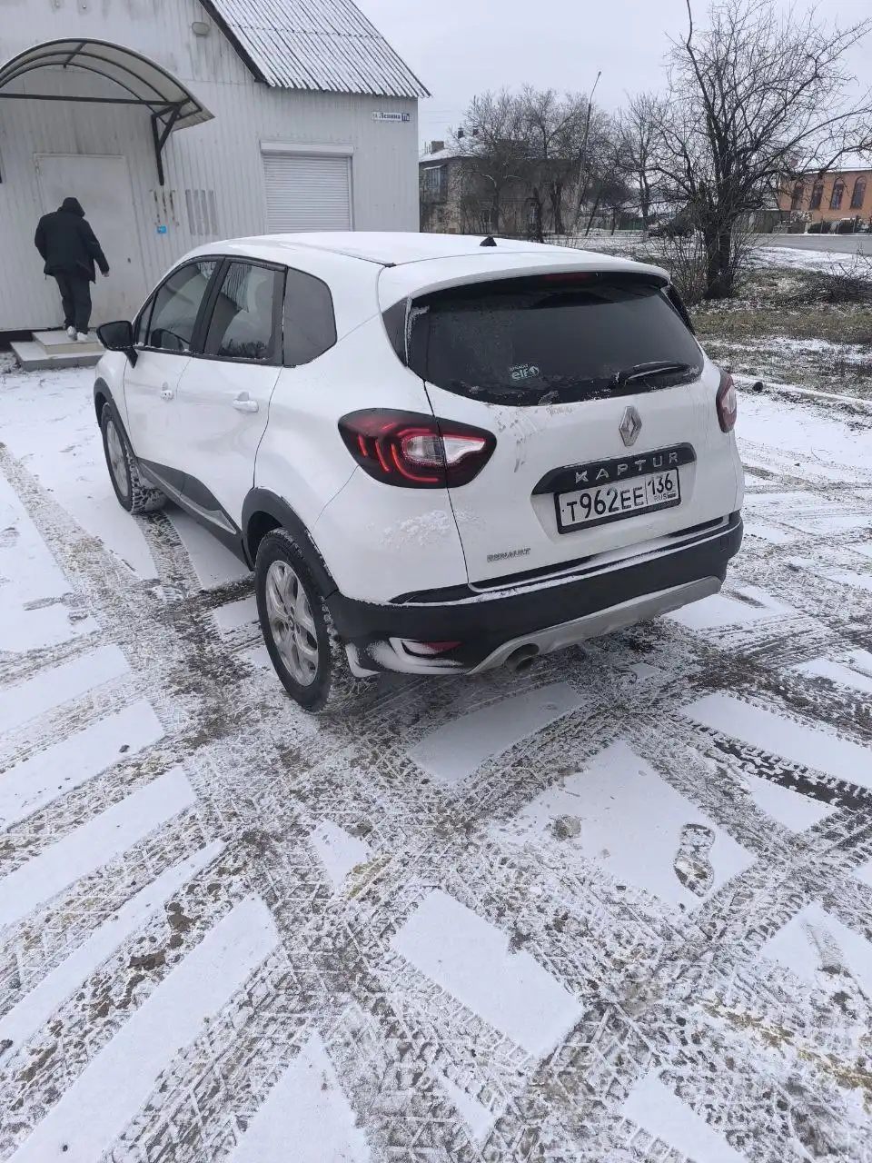 Renault Kaptur 1.6 механика 2016 года выпуска (Кроссовер) - Кроссовер (Авто) в Новопсков