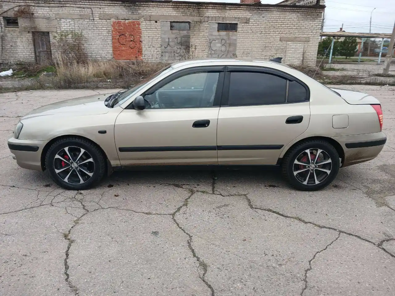 Продам Хюндай Элантра 2005 г. 1.6 Бензин - Легковые автомобили (Авто) в Мариуполь