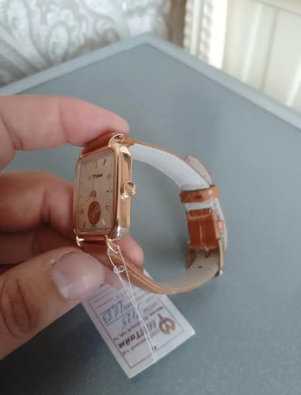 Золотые часы Мак Тайм проба 585 - Ювелирные изделия (Барахолка) в Волноваха