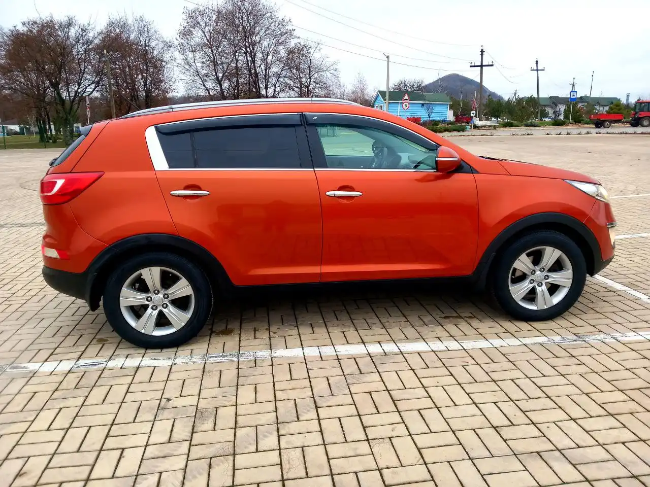 Kia Sportage 2011 года выпуска - Авто в Волноваха