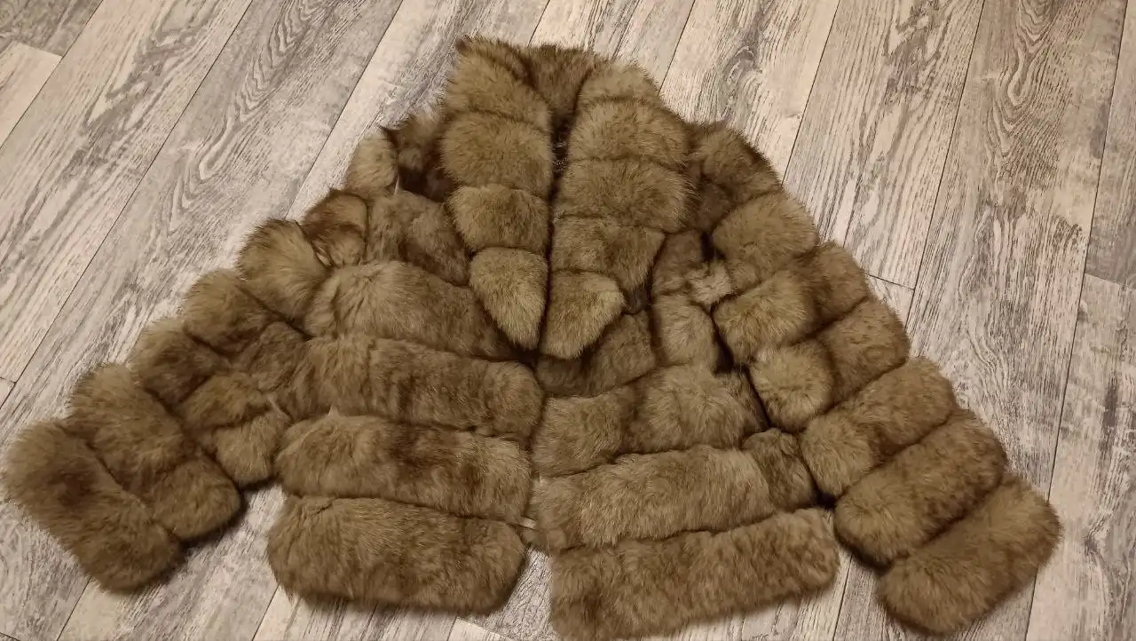 Песец новый с отстегивающимися рукавами - Верхняя одежда (Одежда) в Волноваха