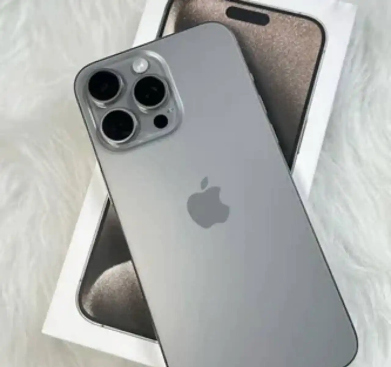 Продам iPhone 15 Pro 128 ГБ с АКБ 86% - Смартфоны (Электроника) в Луганск