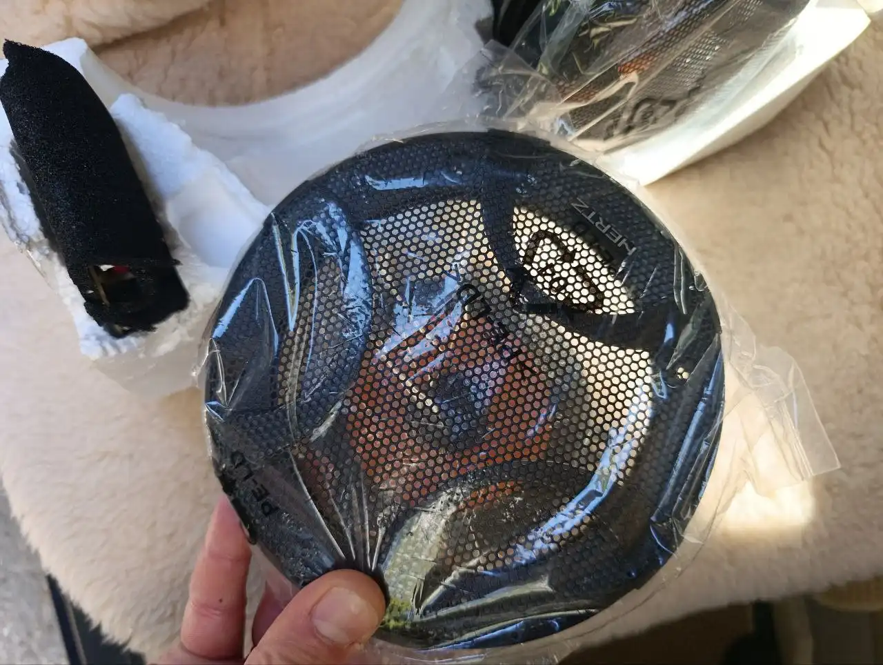 Новые динамики Hertz ESK 130 - Аудиотехника (Электроника) в Волноваха