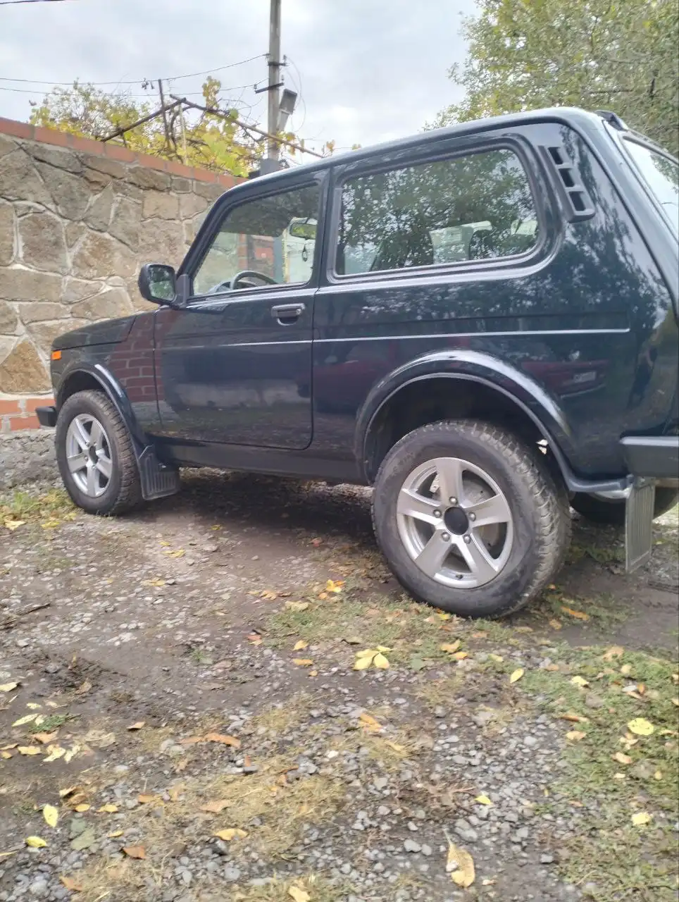 Продажа автомобиля Нива (Легенда) - Авто в Волноваха