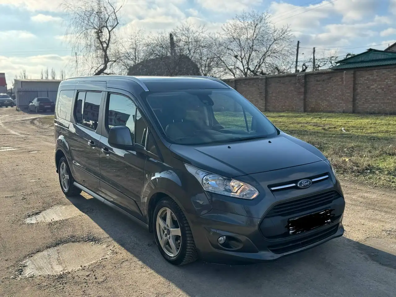Продажа Форд Tourneo Connect 2018 года - Минивэны (Авто) в Мелитополь