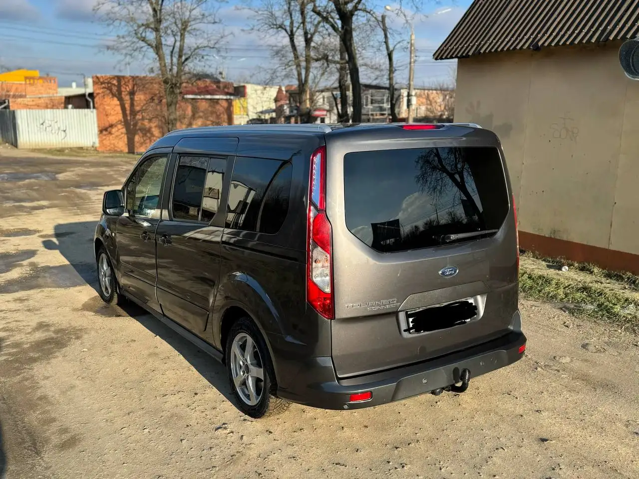 Продажа Форд Tourneo Connect 2018 года - Минивэны (Авто) в Мелитополь