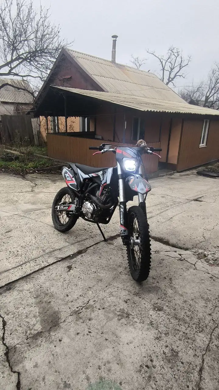 Продам автомобиль - Авто в Шахтерск