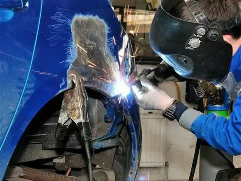 Сварочные работы по кузову любой сложности - Доставка еды в Енакиево