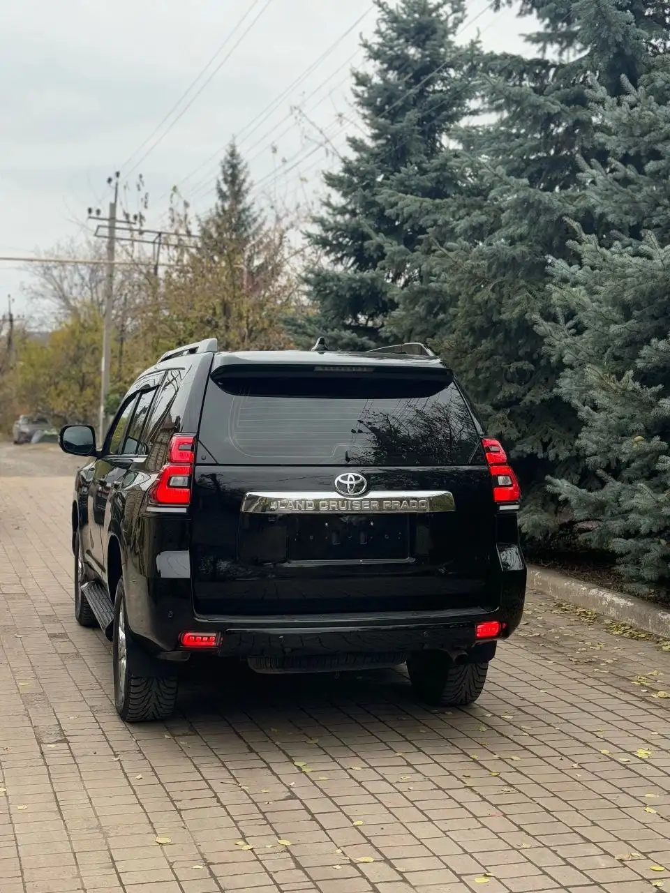 Продажа Toyota Land Cruiser Prado 150 2010 года - Внедорожники (Авто) в Макеевка