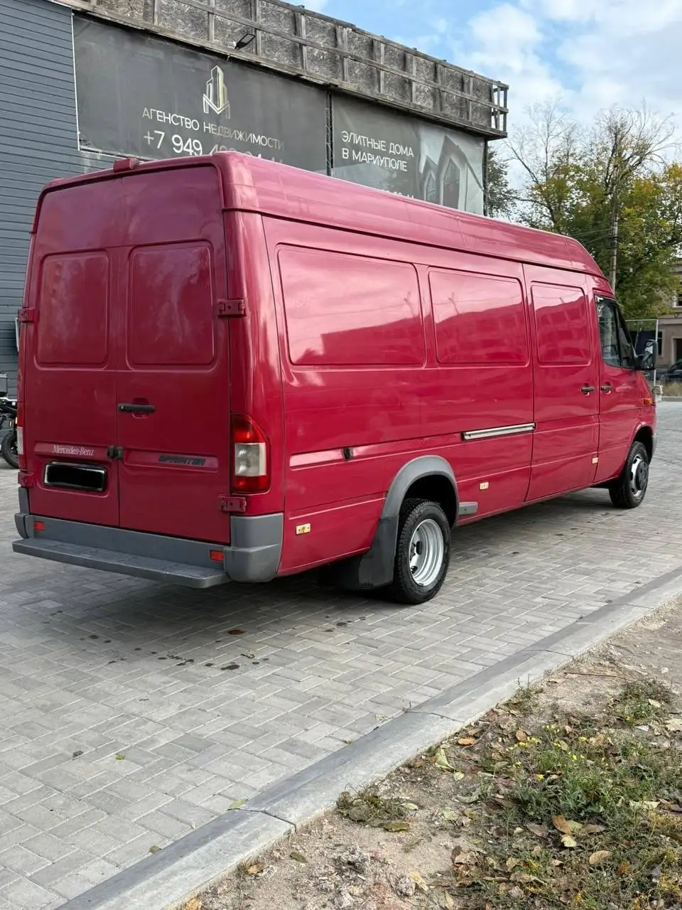 Mercedes Sprinter 2005 года в хорошем состоянии - Грузовики и автобусы (Авто) в Мариуполь