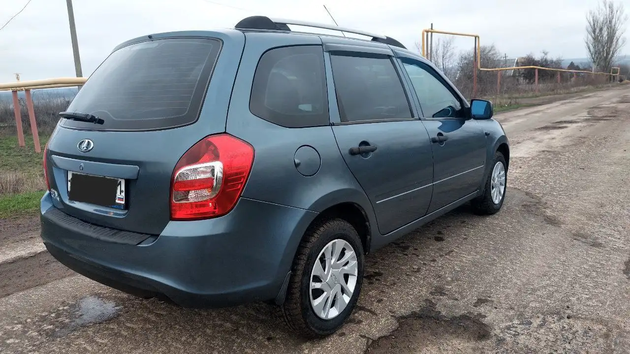 Продажа Лада Калина 2 универсал 2015 года - Легковые автомобили (Авто) в Волноваха