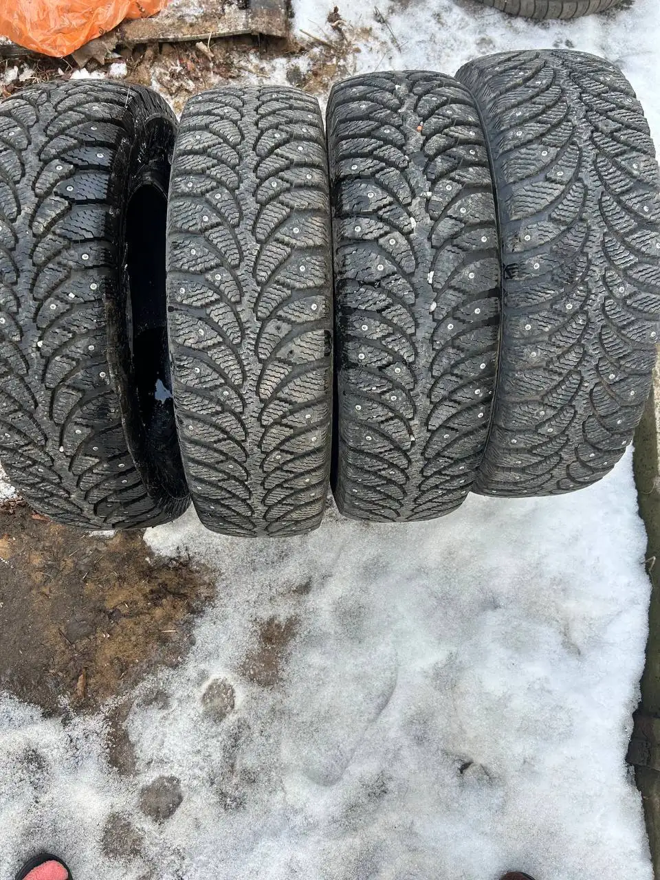 Продажа резины R14 - Шины и диски (Авто) в Волноваха