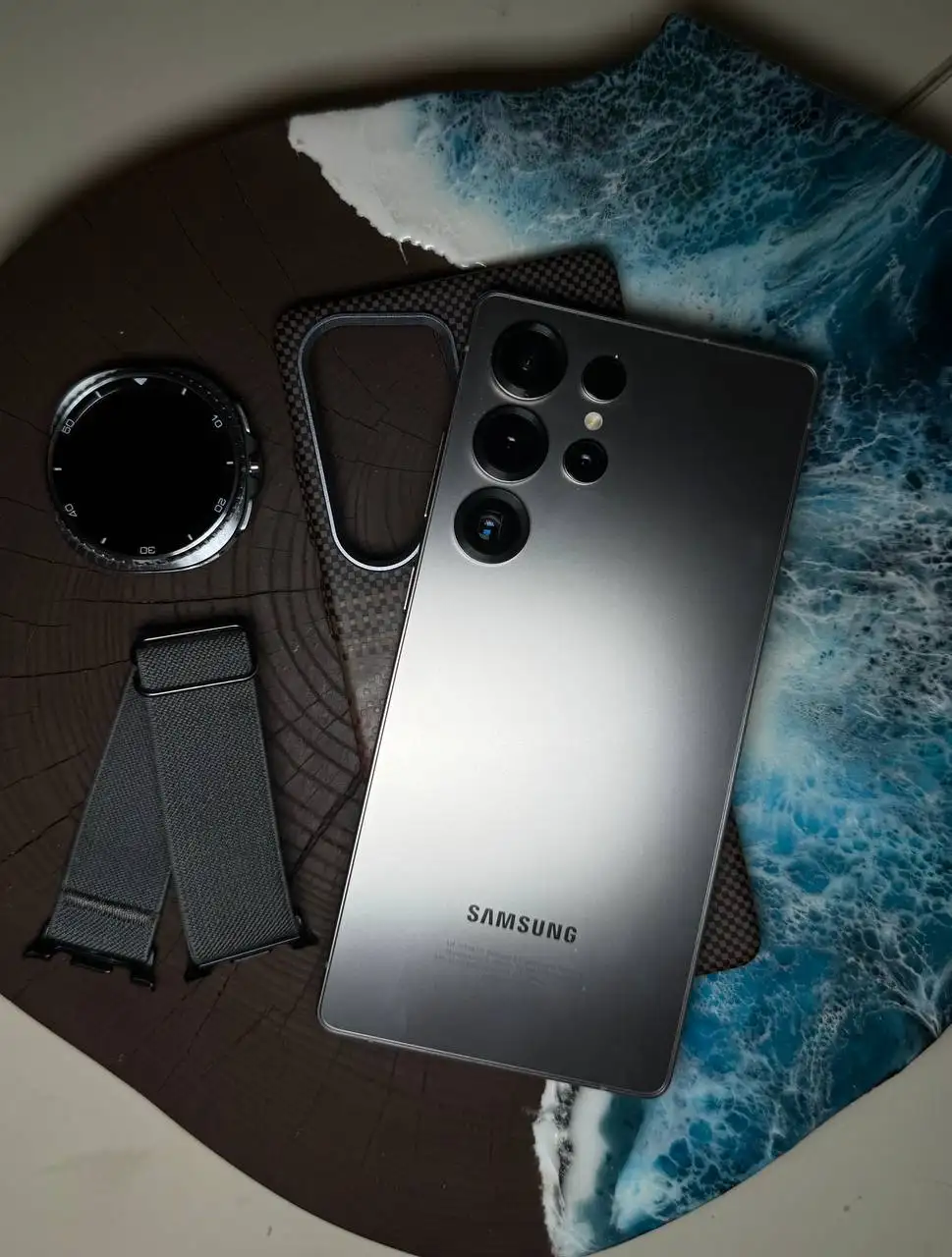 Продам Samsung S25 Ultra и Galaxy Watch 8 Classic - Смартфоны и гаджеты (Электроника) в Волноваха