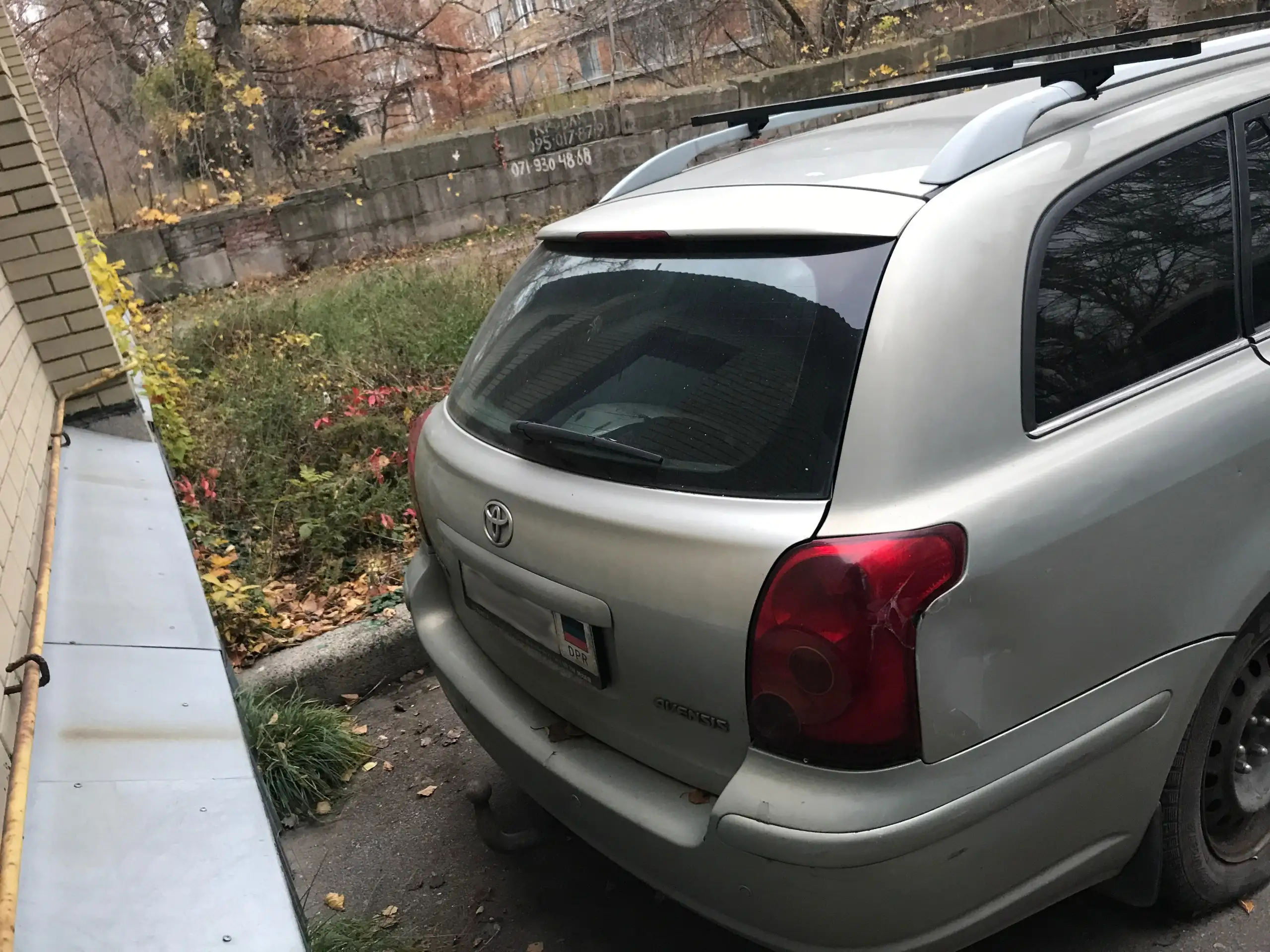 Продажа Toyota Avensis 2004 года для восстановления или разбора - Автомобили с пробегом (Авто) в Волноваха