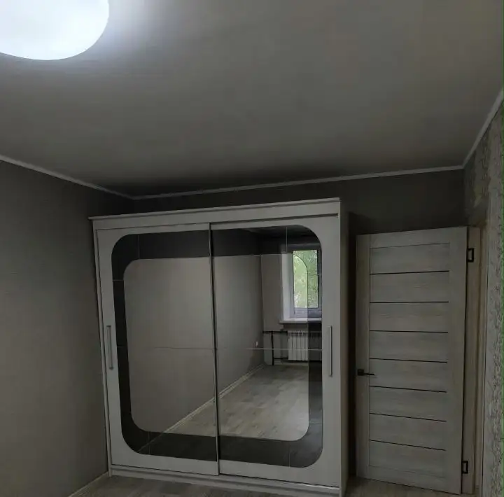 Сдается 2-х комнатная квартира в Калининском районе - Аренда квартир (Недвижимость) в Волноваха