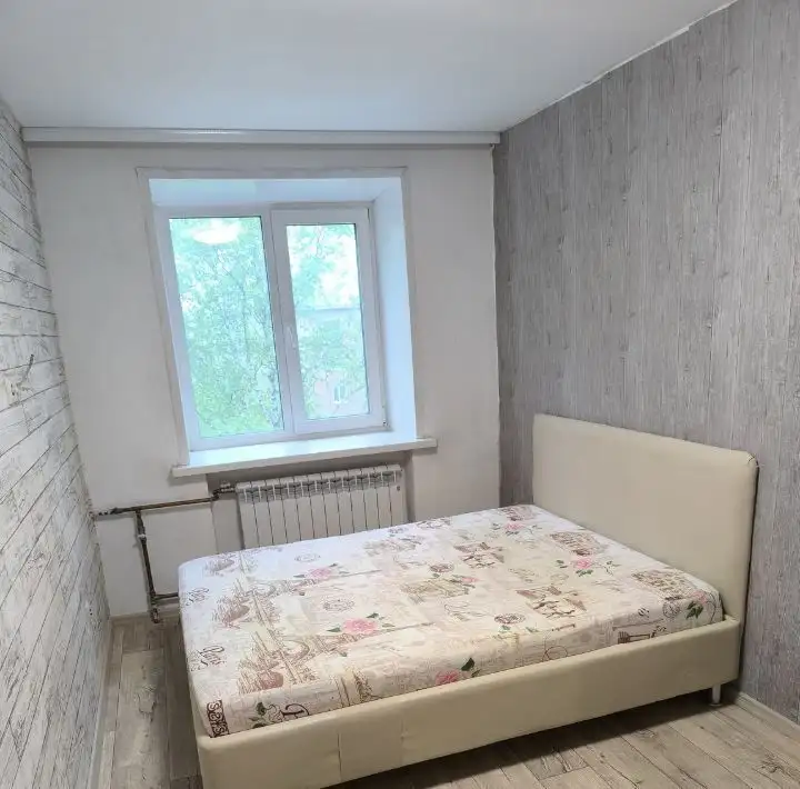 Сдается 2-х комнатная квартира в Калининском районе - Аренда квартир (Недвижимость) в Волноваха