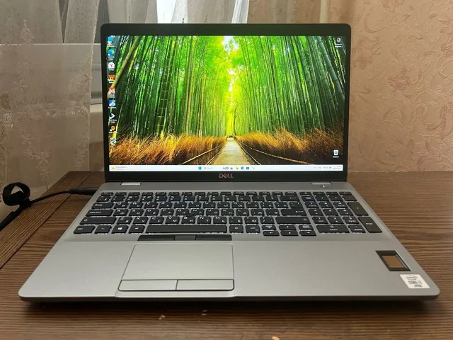 Продам ноутбук Dell Latitude 5511 - Игры для приставок в Енакиево