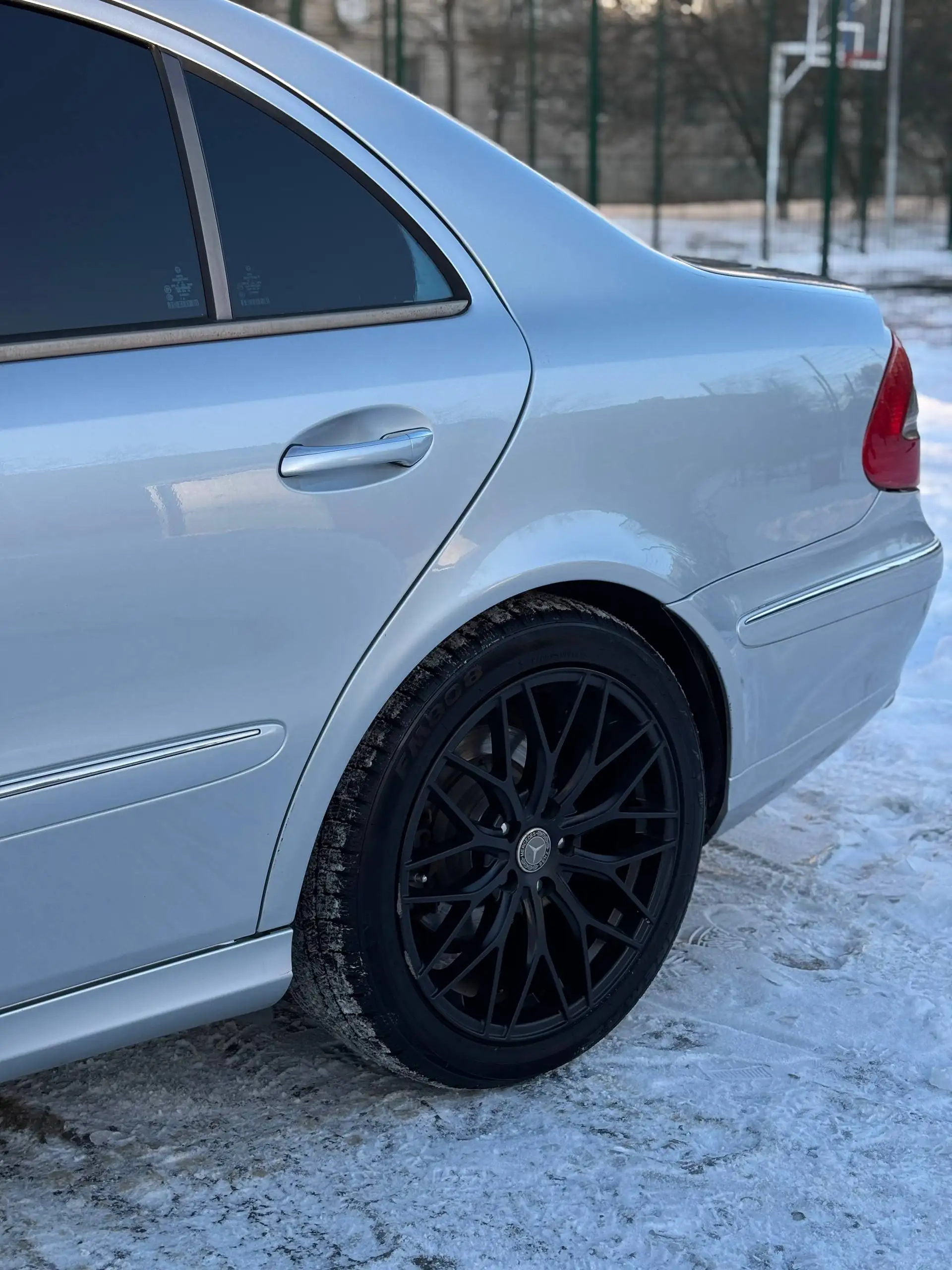 Продам Mercedes W211 E350 2007 года - Легковые автомобили (Авто) в Амвросиевка