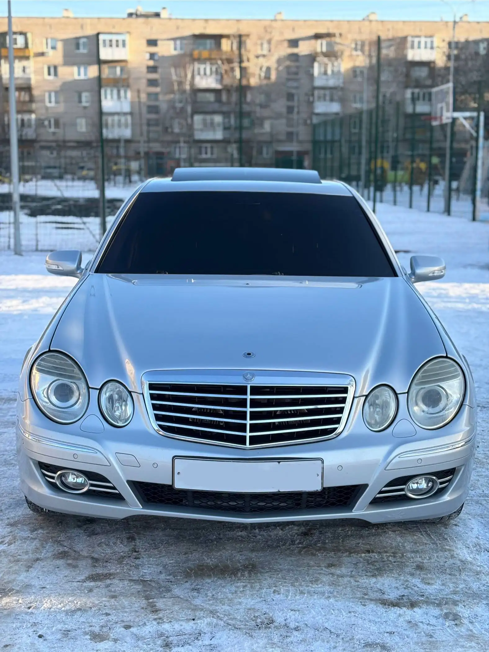 Продам Mercedes W211 E350 2007 года - Легковые автомобили (Авто) в Амвросиевка