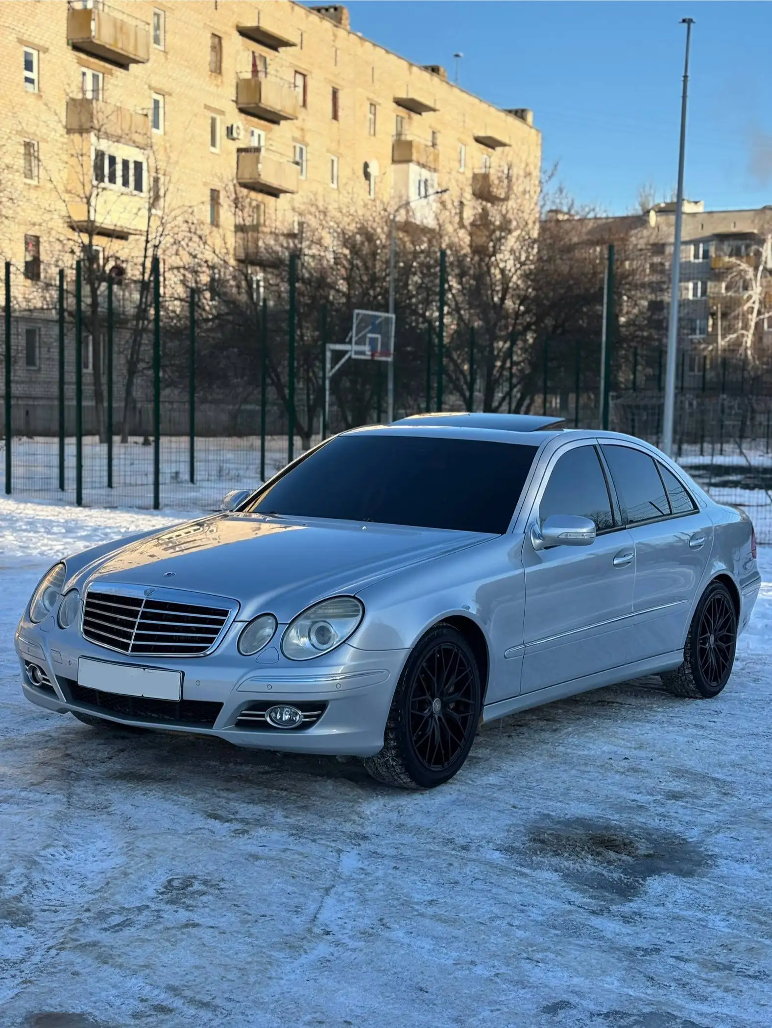 Продам Mercedes W211 E350 2007 года - Легковые автомобили (Авто) в Амвросиевка