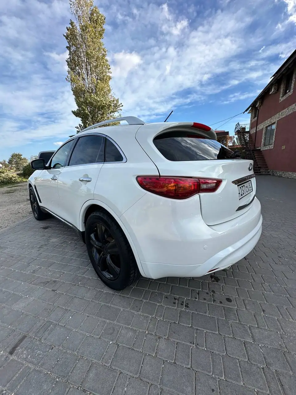 Продается INFINITY FX37 2011 г.в. в отличном состоянии - Авто в Волноваха