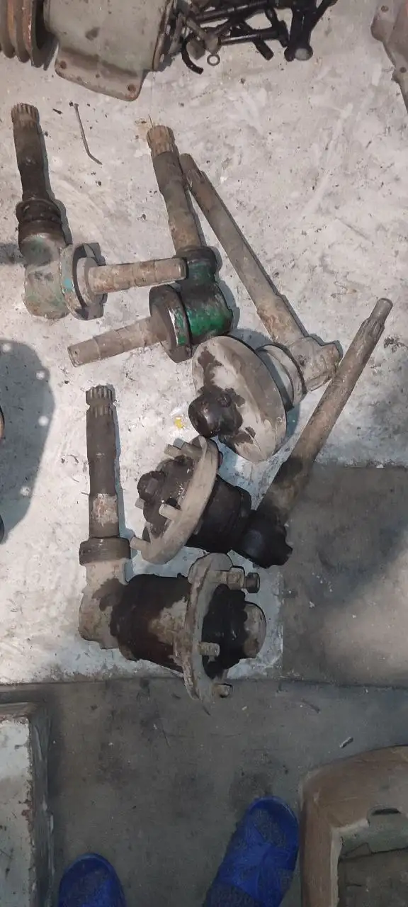 Запчасти для двигателей и коробок передач ЯМЗ, ГАЗ, МАЗ, КамАЗ - Запчасти в Мелитополь