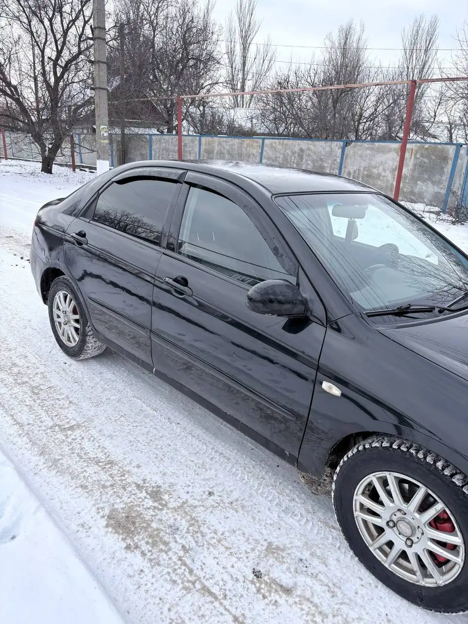 Продажа KIA Cerato 2005 года - Легковые автомобили (Авто) в Енакиево