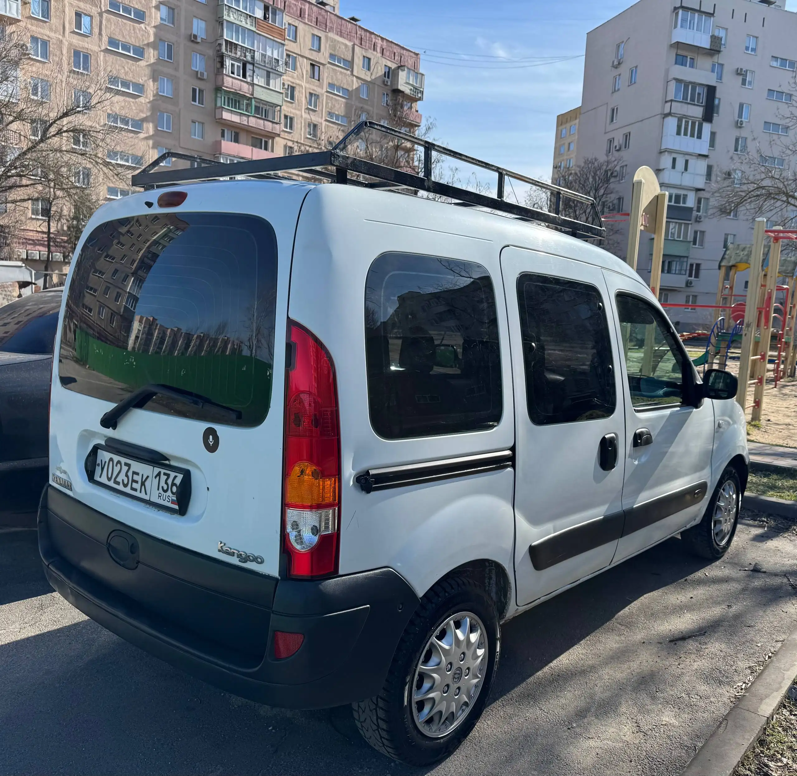 Renault Kangoo 2008 года выпуска - Легковые автомобили (Авто) в Мариуполь
