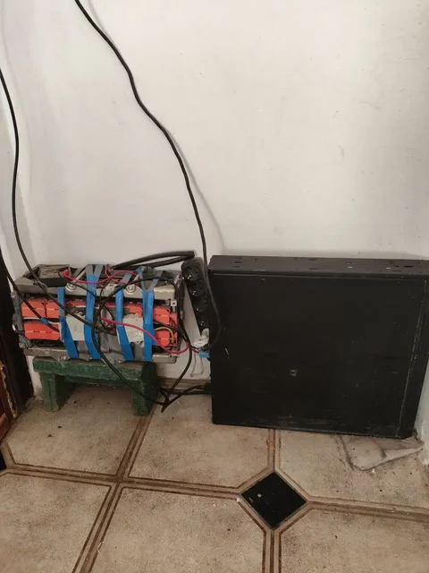 Продам солнечную систему с АКБ и блоком управления - Электрооборудование в Волноваха